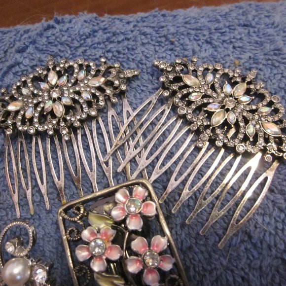 Set of 7 Crystal Hair Barrettes Combs Elastic - Picture 2 of 5